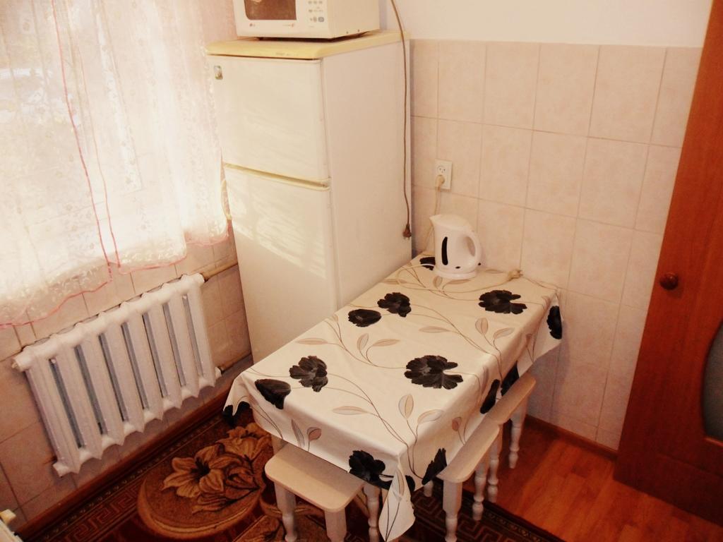 Appartement Ahmetova 10 à Krasnoye Pole Extérieur photo