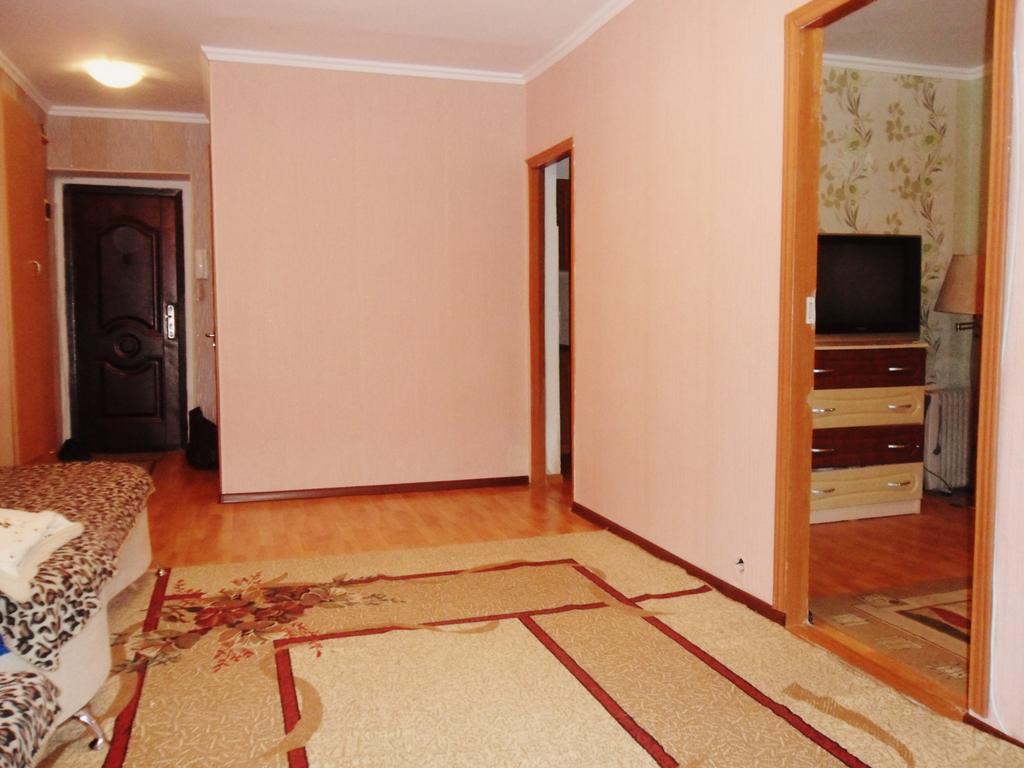 Appartement Ahmetova 10 à Krasnoye Pole Extérieur photo